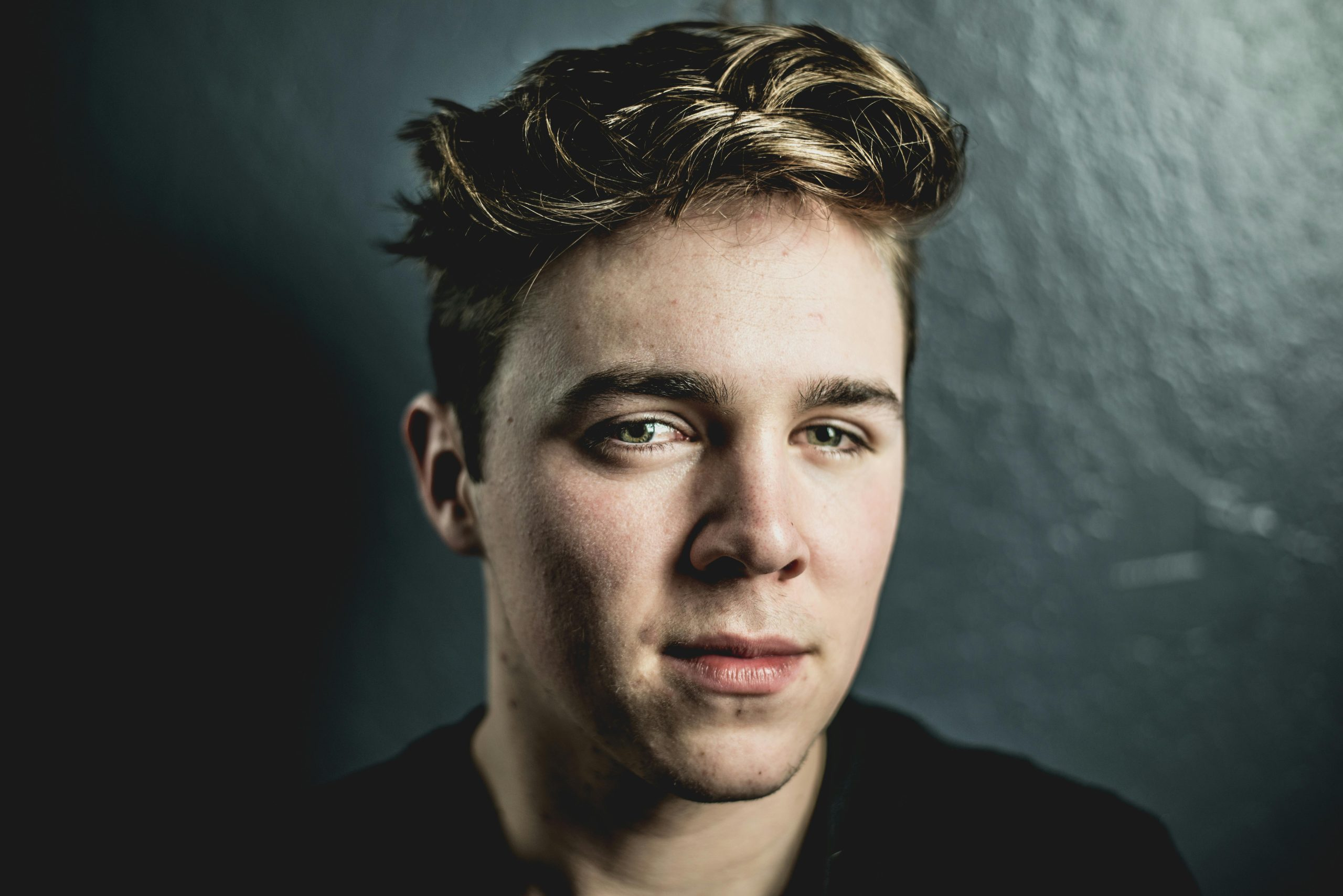 The Connection Between Fashion Choices And Personal Mental Health