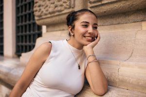 Exploring The Elegance Of Mid Century Modern Fashion Revivals